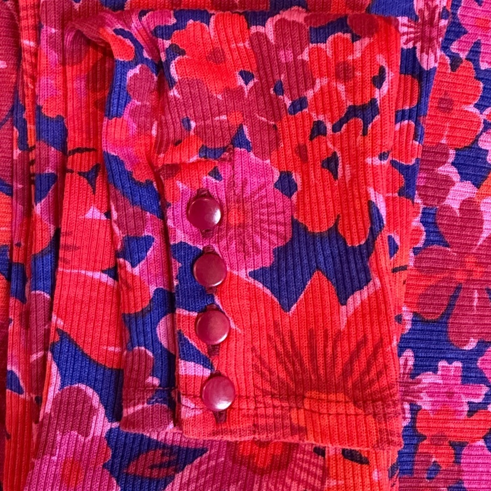 Sezane Floral Red and Purple Women's Top - Picture 7 of 7
